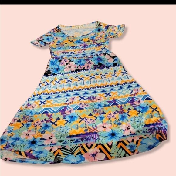 Capella apparel fun multi color floral print all over short sleeve mini … - Picture 3 of 3